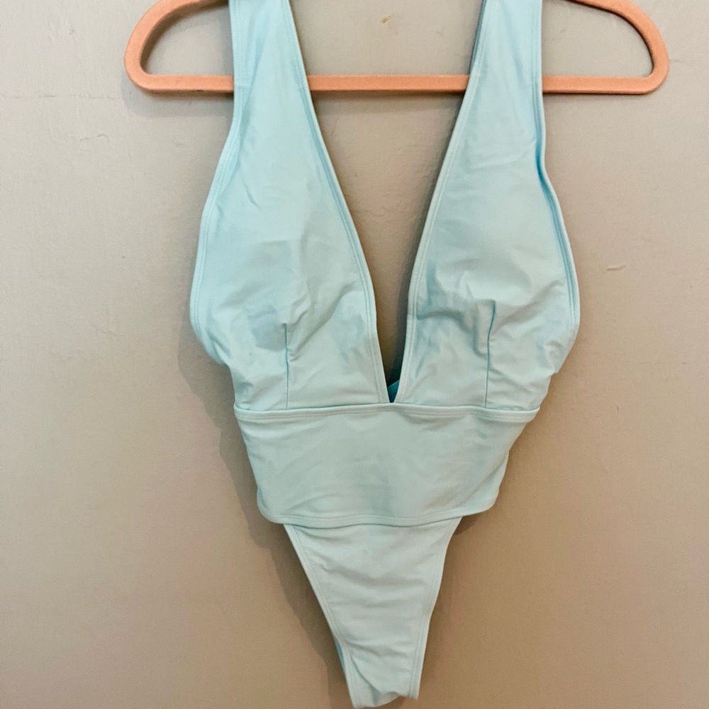 ONE PIECE SWIM SUITE